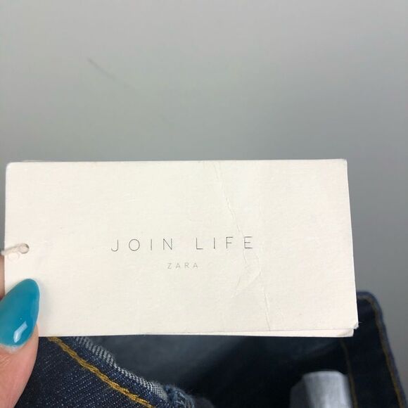 ZARA | NEW High Rise Button Fly Jeans Dark Wash Straight Leg Twisted Seam Size 6 - Picture 9 of 10
